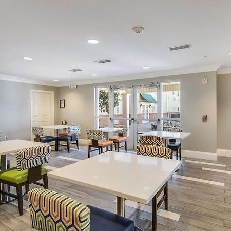Mainstay Suites Columbus Near Fort Benning מראה חיצוני תמונה